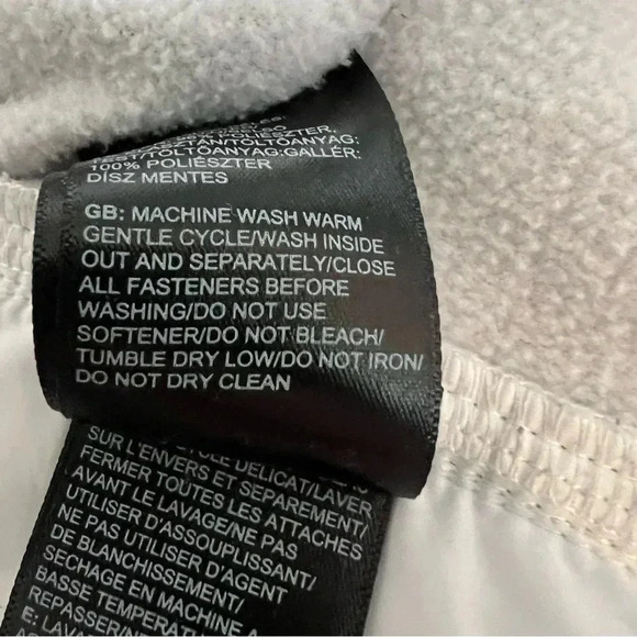 The North Face Women's White and Gray Puffer Jacket - Picture 8 of 8